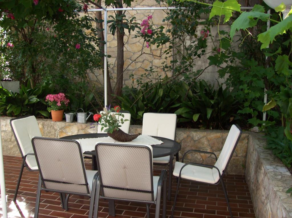 Apartments Rozic راب المظهر الخارجي الصورة