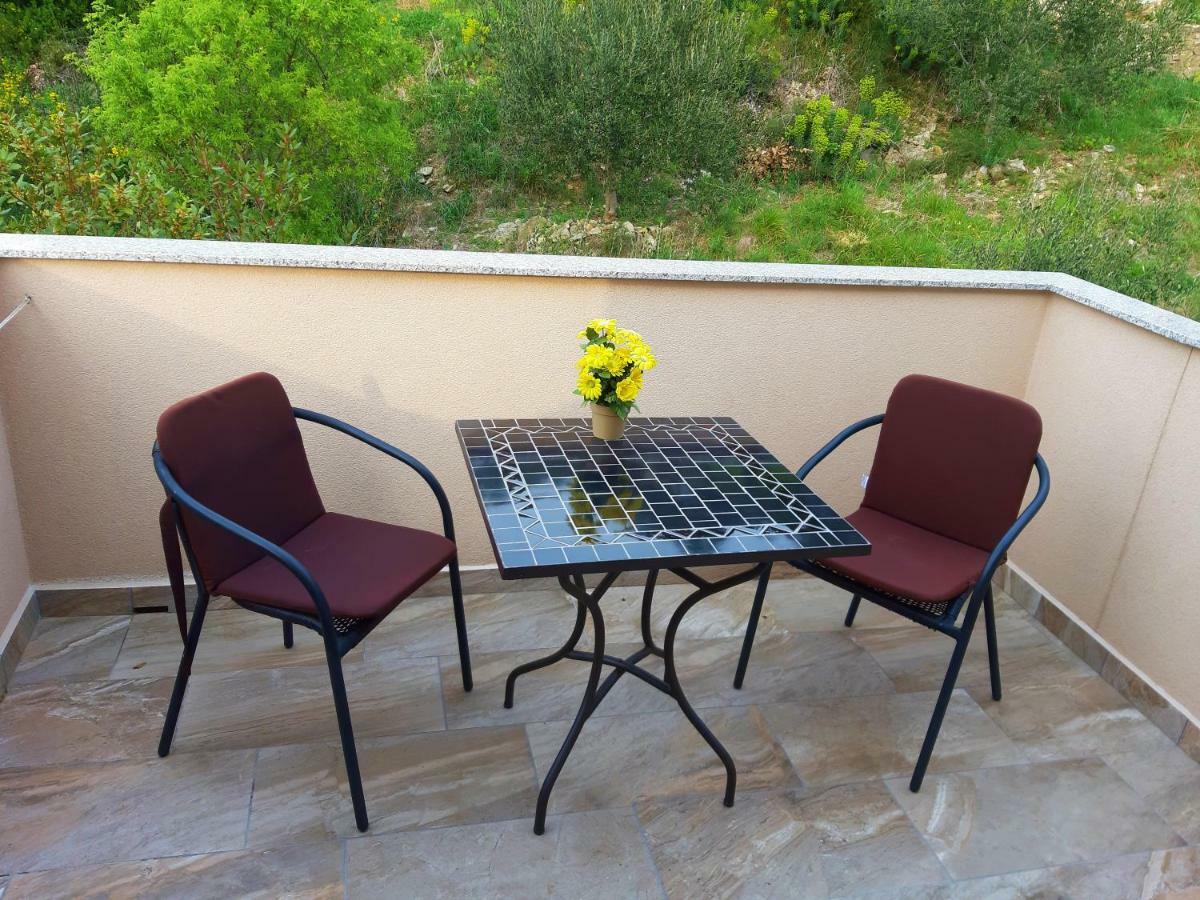 Apartments Rozic راب المظهر الخارجي الصورة